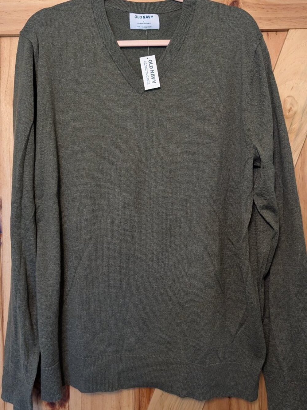 Old Navy Olive Green Sweater Size L NWT